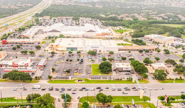 H-E-B Crossing